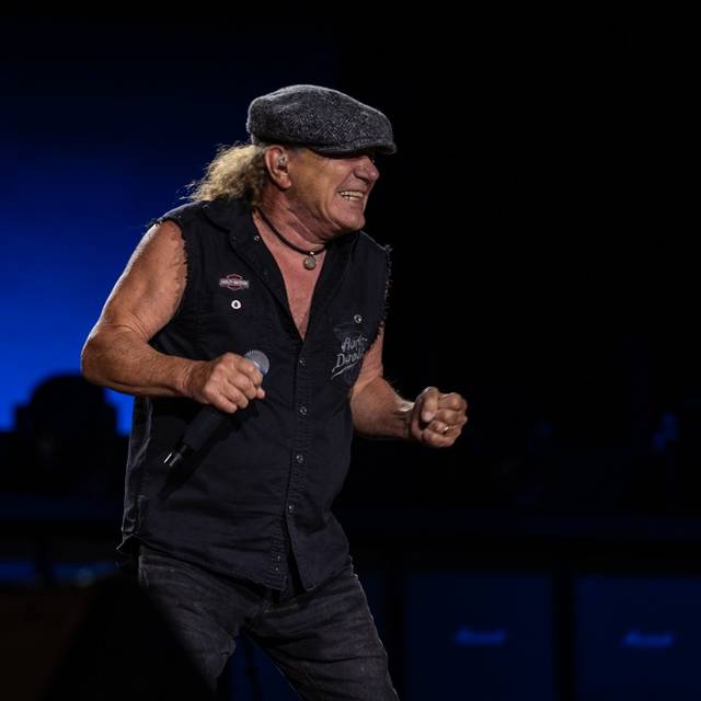 AC/DC Live in Düsseldorf 08.07.2025 Merkur Spielarena Brian Johnson