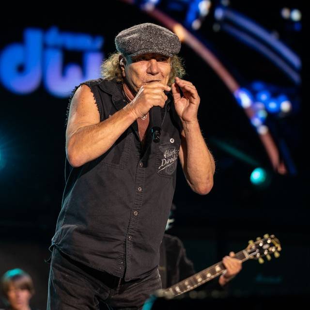 AC/DC Live in Düsseldorf 08.07.2025 Merkur Spielarena Brian Johnson