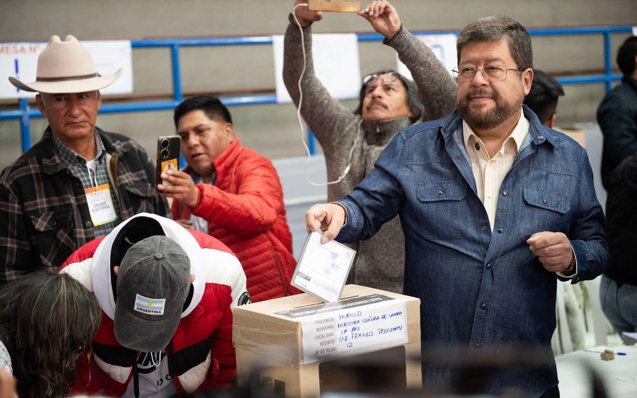 Bolivien: Stichwahl zwischen zwei Oppositionskandidaten