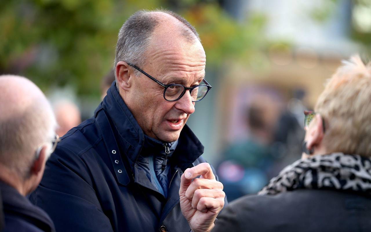 Bundeskanzler Merz zu Bürgergesprächen im Sauerland