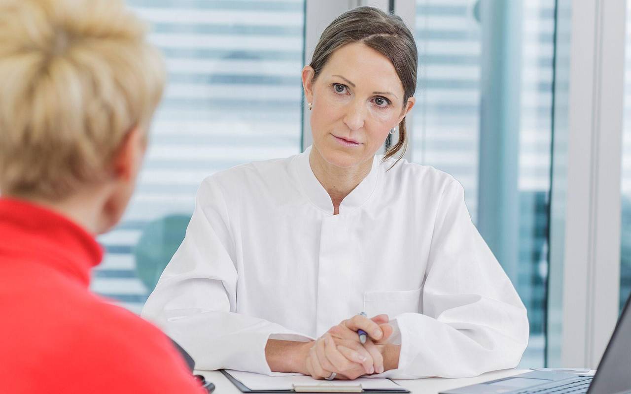 Patientin und Ärztin im Gespräch