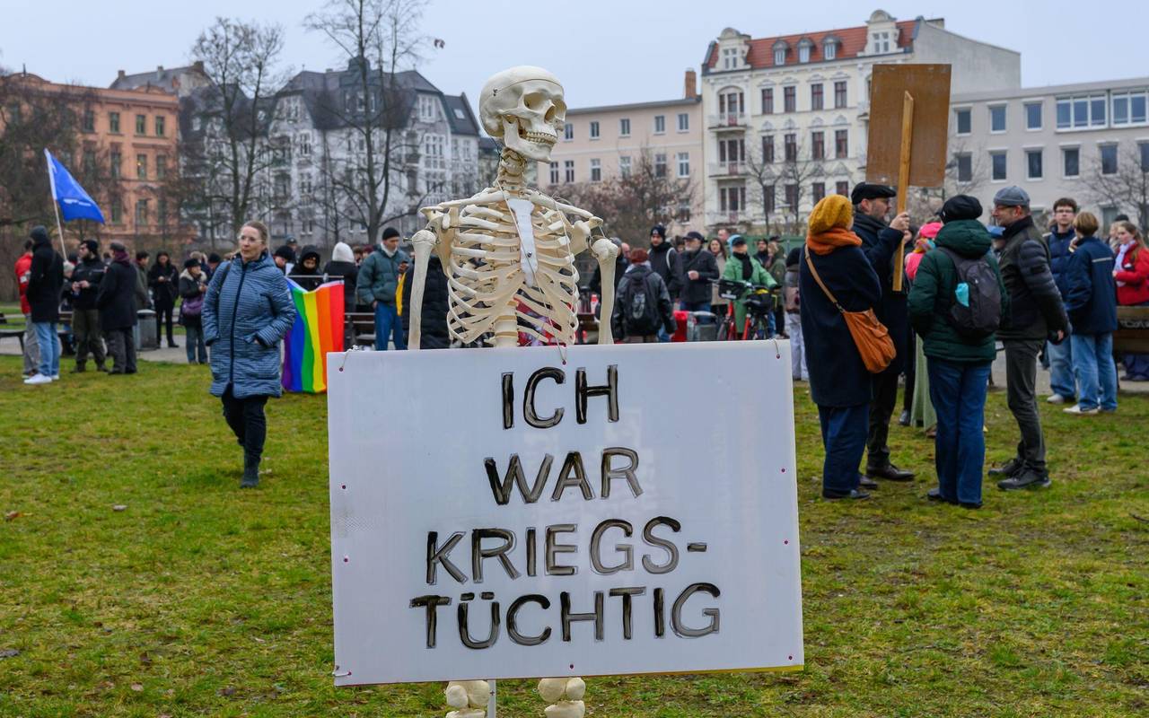 Bundesweiter Schulstreik gegen Wehrpflicht