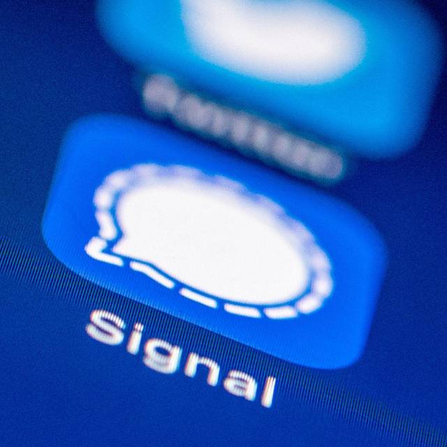 Die App Signal auf einem Smartphone