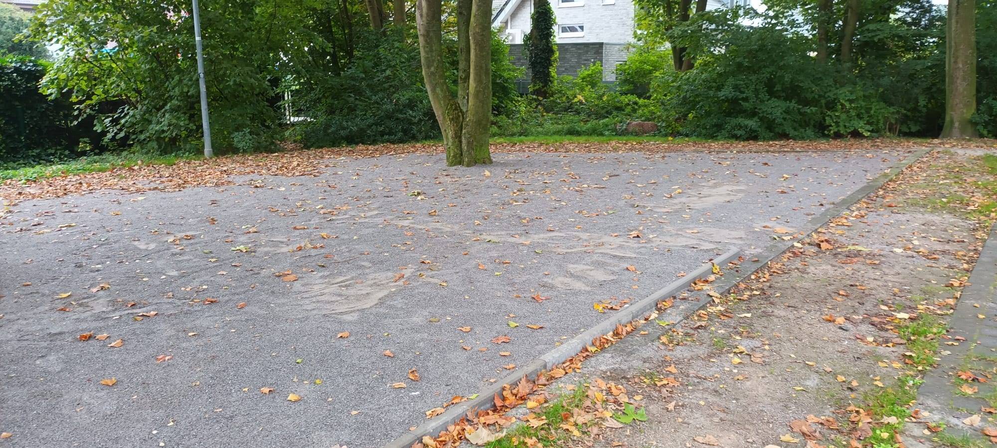BULDERN: Ärger um neue Boule-Anlage