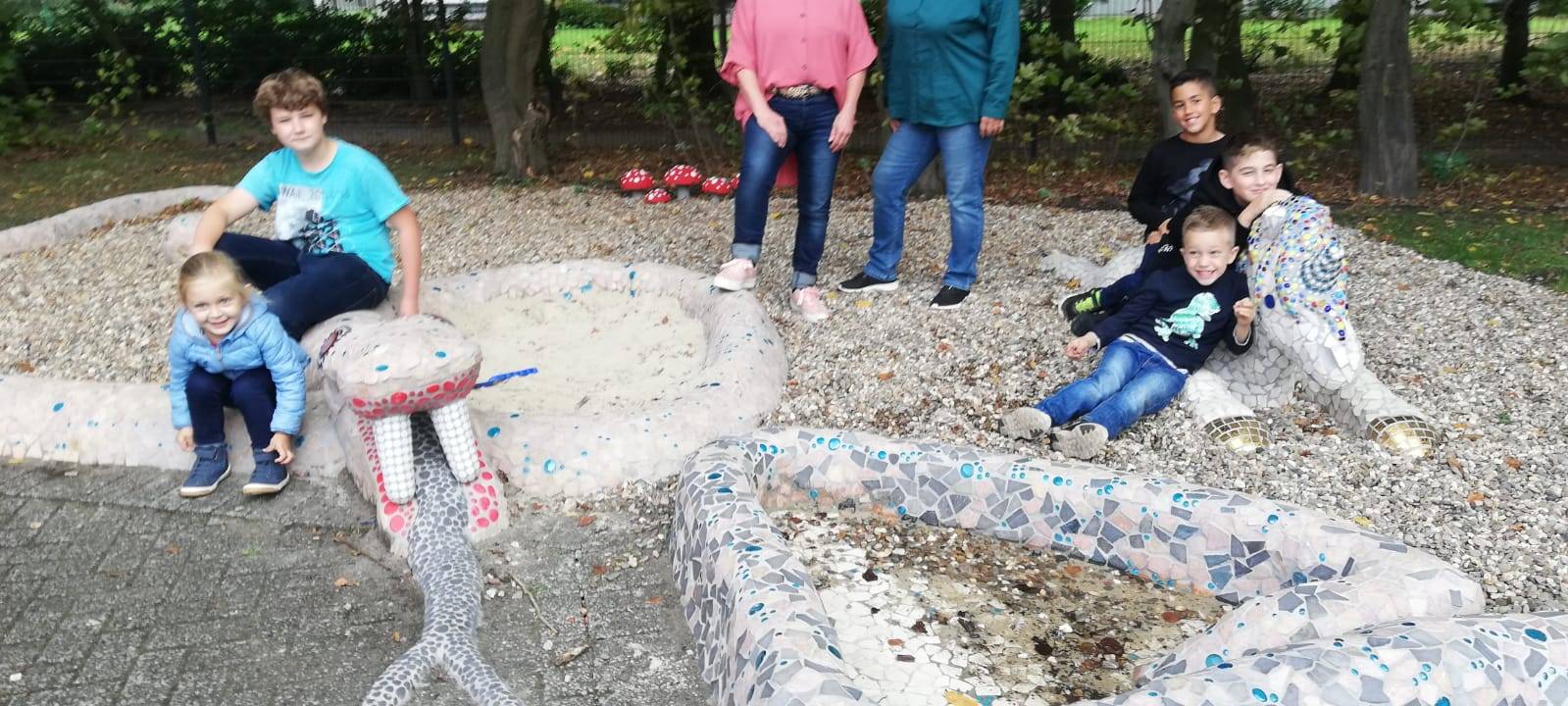 Fabelwesen am Jugendzentrum Exil