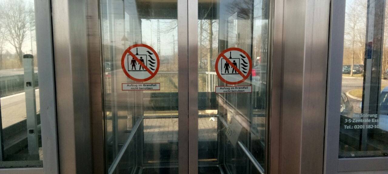 Kaputter Aufzug an Coesfelder Bahnhof
