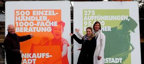 Bunte Schilder an Coesfelds Eingängen