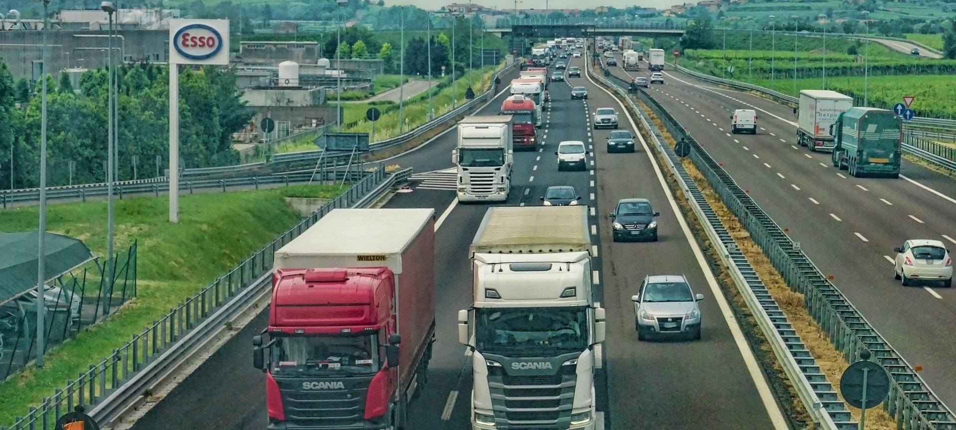 KREIS: Mangelner Zugang zu Sanitäranlagen für LKW-Fahrer