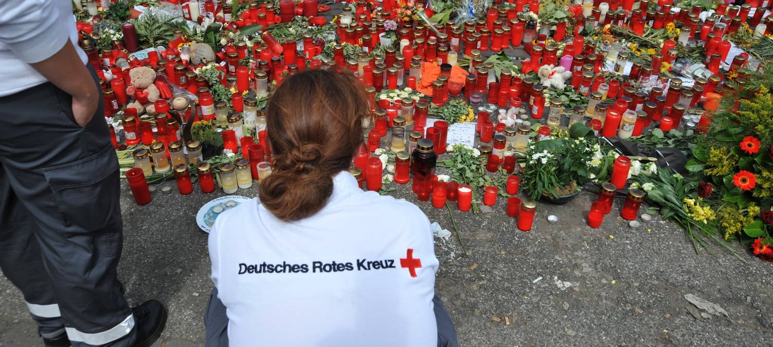 KREIS: Gedenken an die Opfer der Duisburger Loveparade