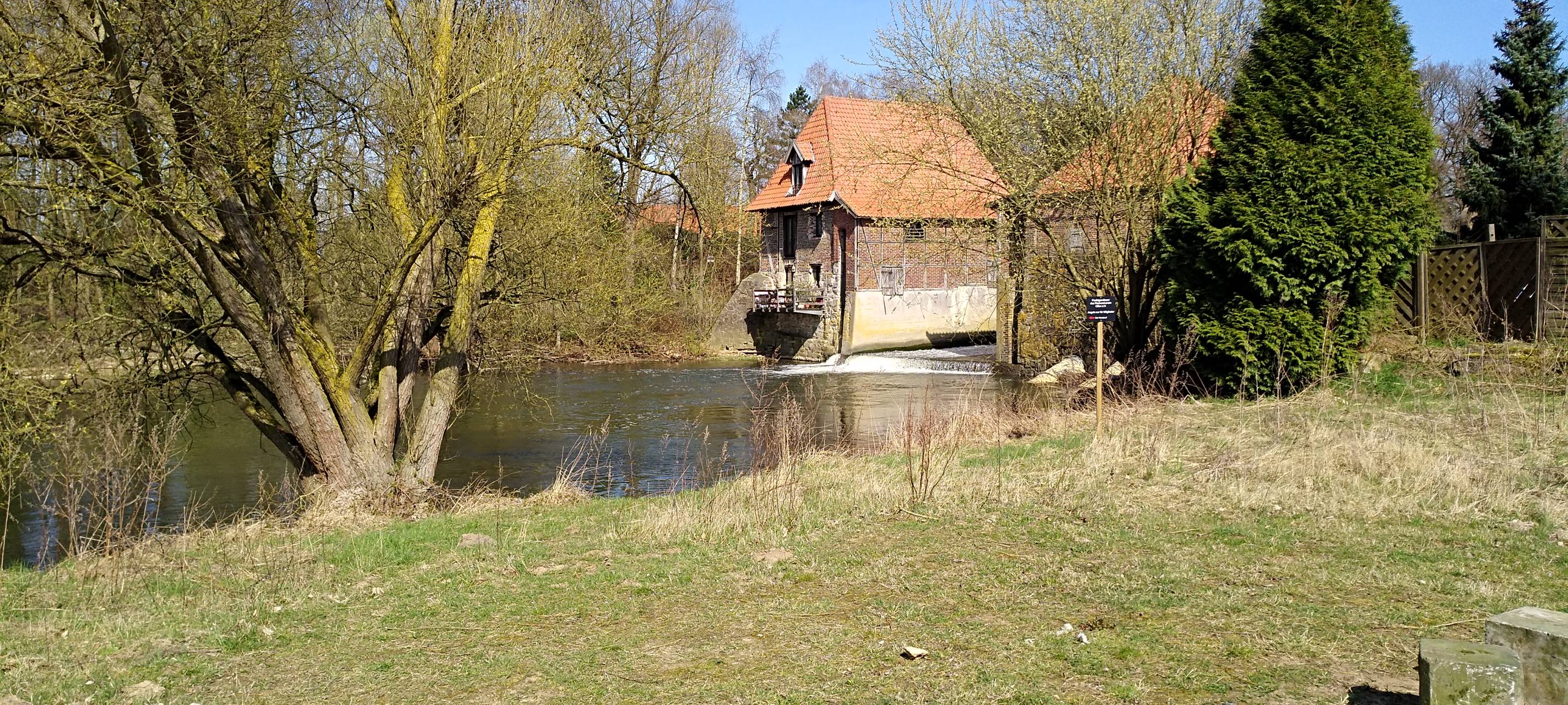 OLFEN: Spatenstich an Füchtelener Mühle