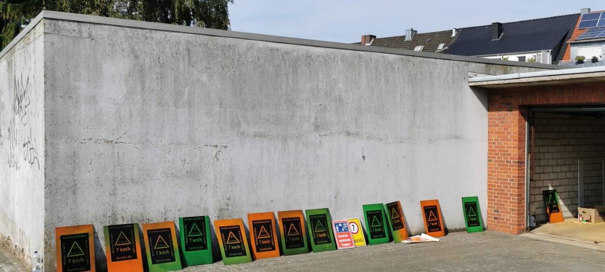 COESFELD: Meinertstraße-Anwohner basteln Schilder gegen Raser