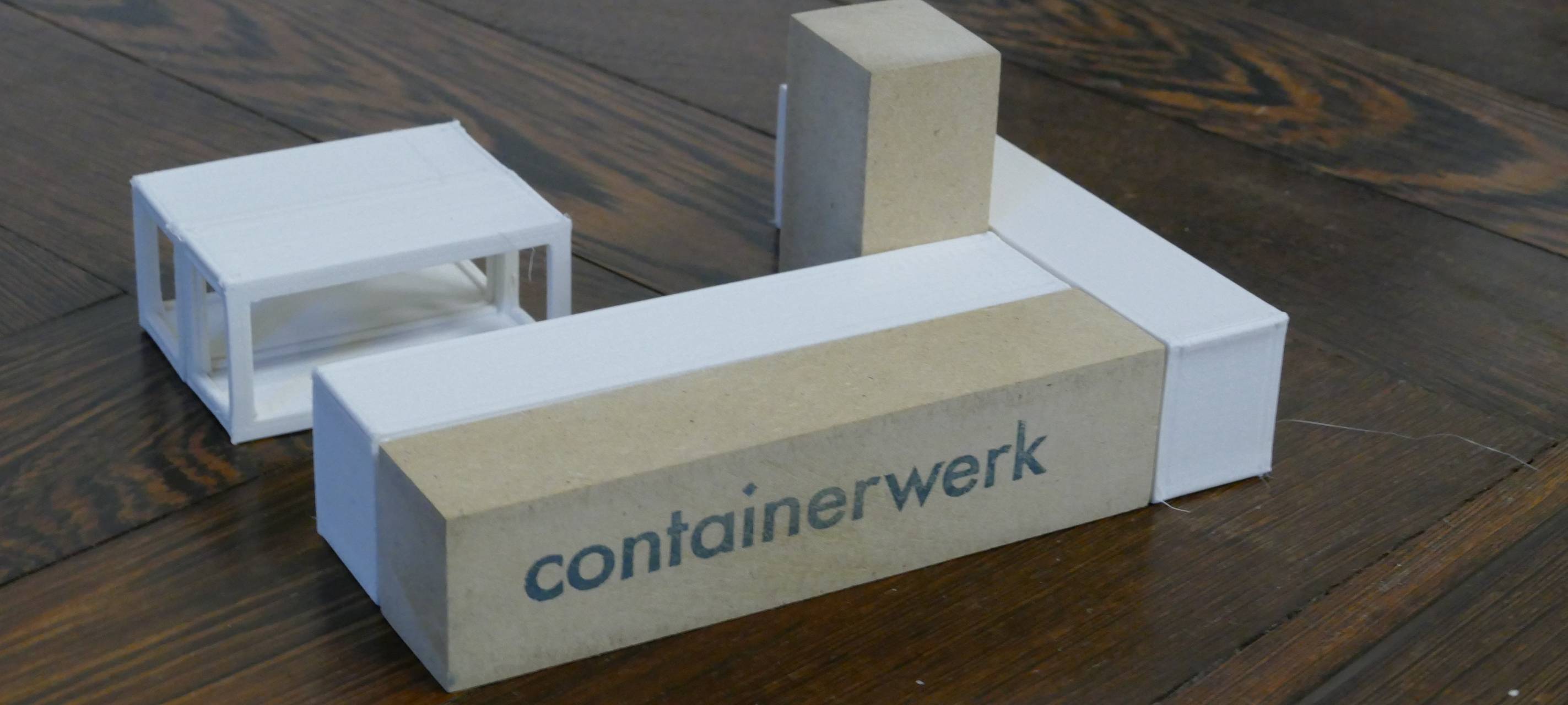 KREIS: Alte Seefrachtcontainer für Mobilstationen?