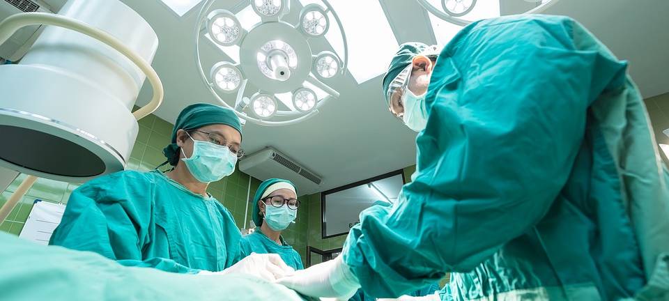 KREIS: Kliniken und Hitze
