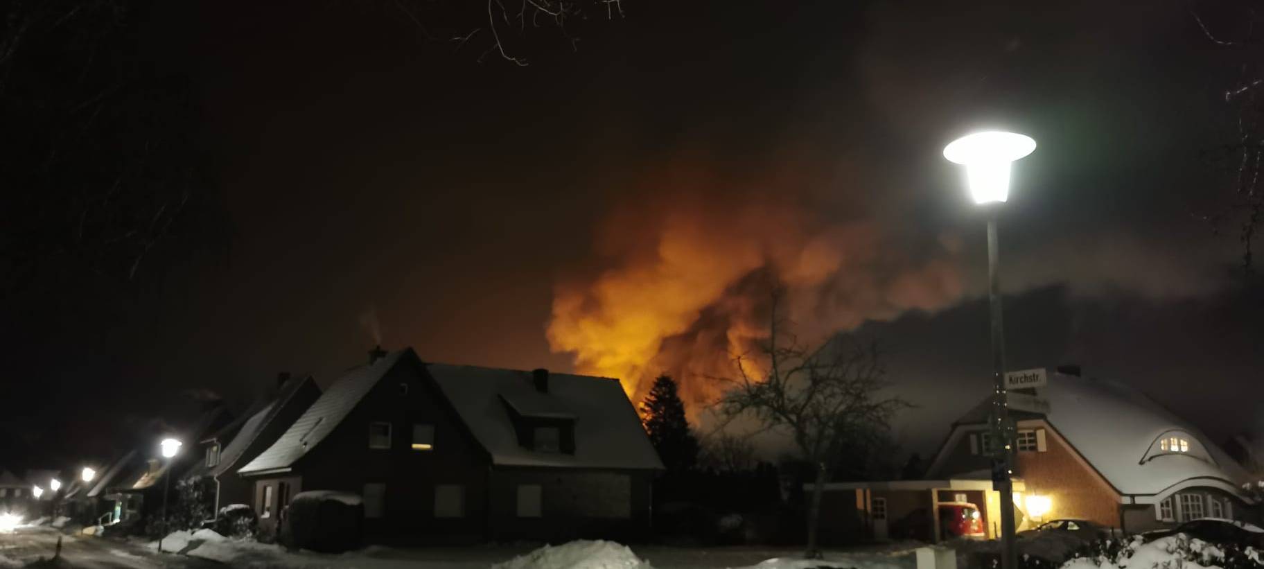 MERFELD: Feuer auf Hof