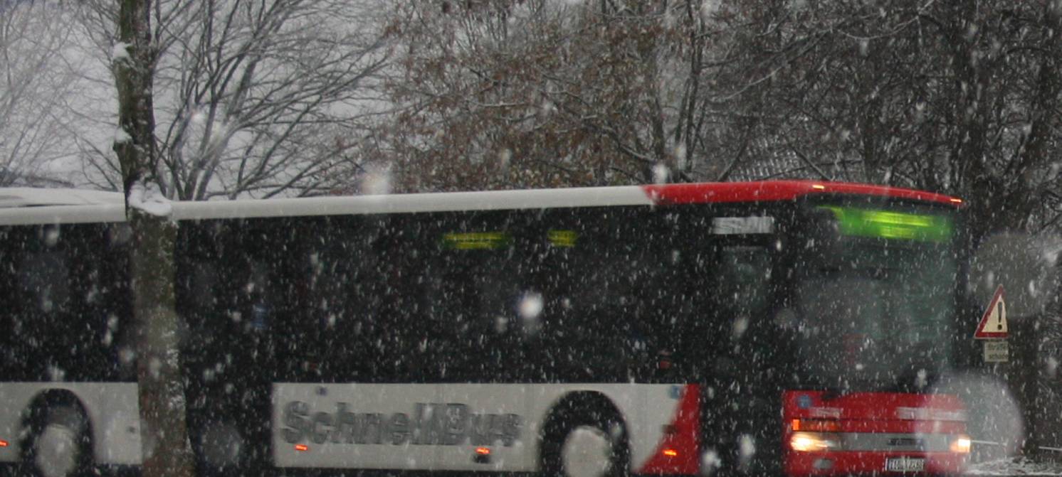 KREIS: Busverkehr bleibt ausgesetzt
