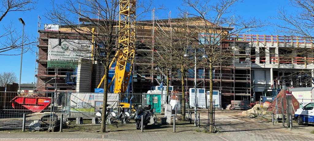 COESFELD: Neues Bahnhofsgebäude wächst