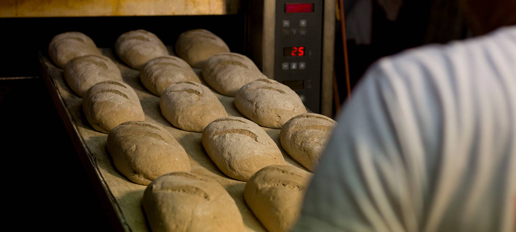 KREIS: Bäckereien sollten Azubis unterstützen