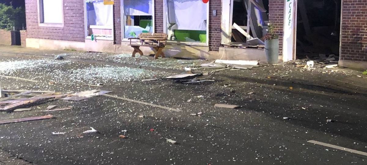 SCHAPDETTEN: Geldautomat hat standgehalten