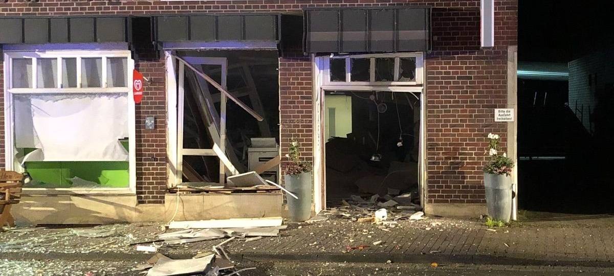 SCHAPDETTEN: Geldautomat hat standgehalten