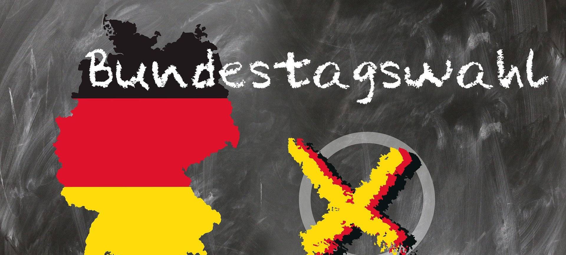 Unser Podcast: "knallhart analysiert"