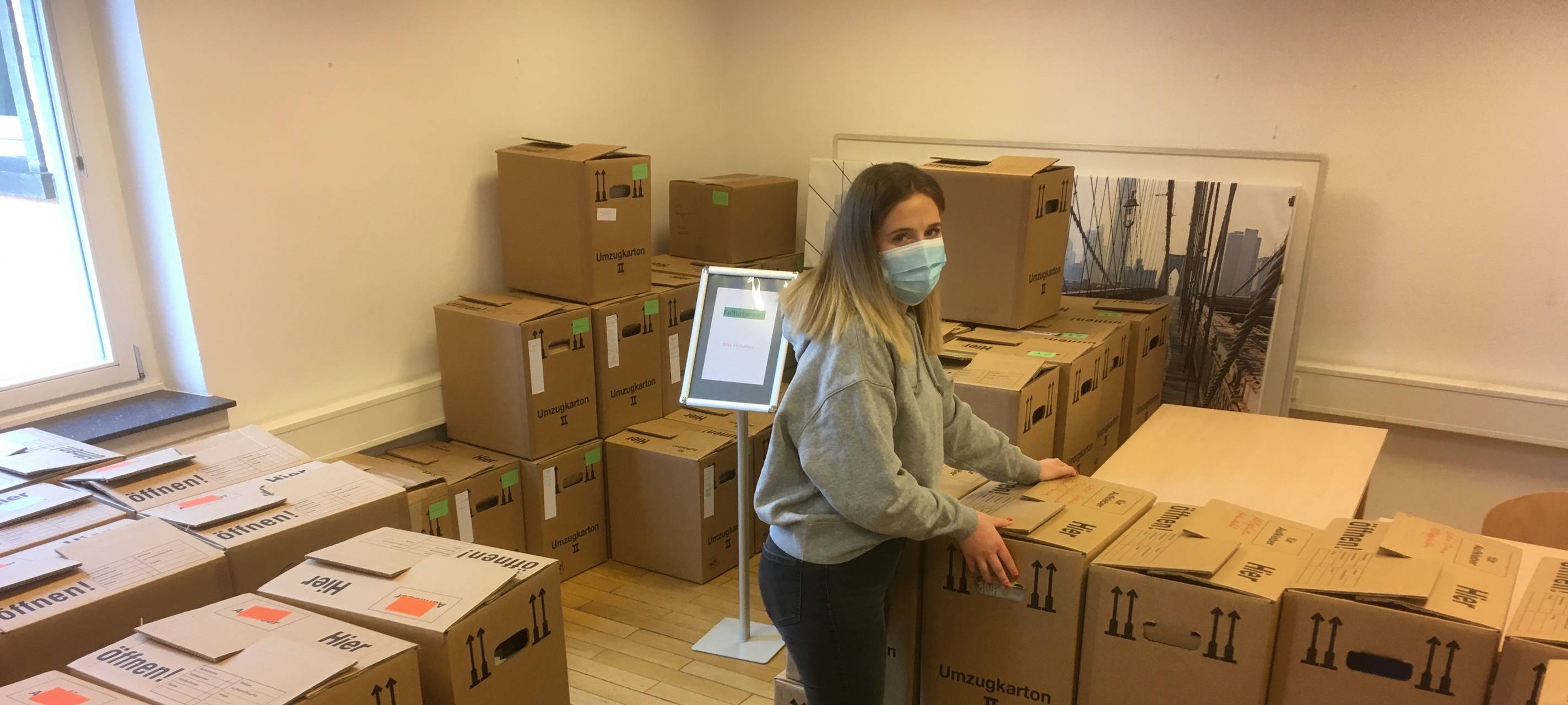 COESFELD: Neue Möbel für die VHS
