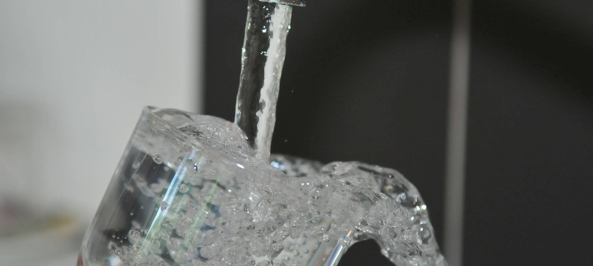KREIS: Warnung vor Bakterien im Wasser