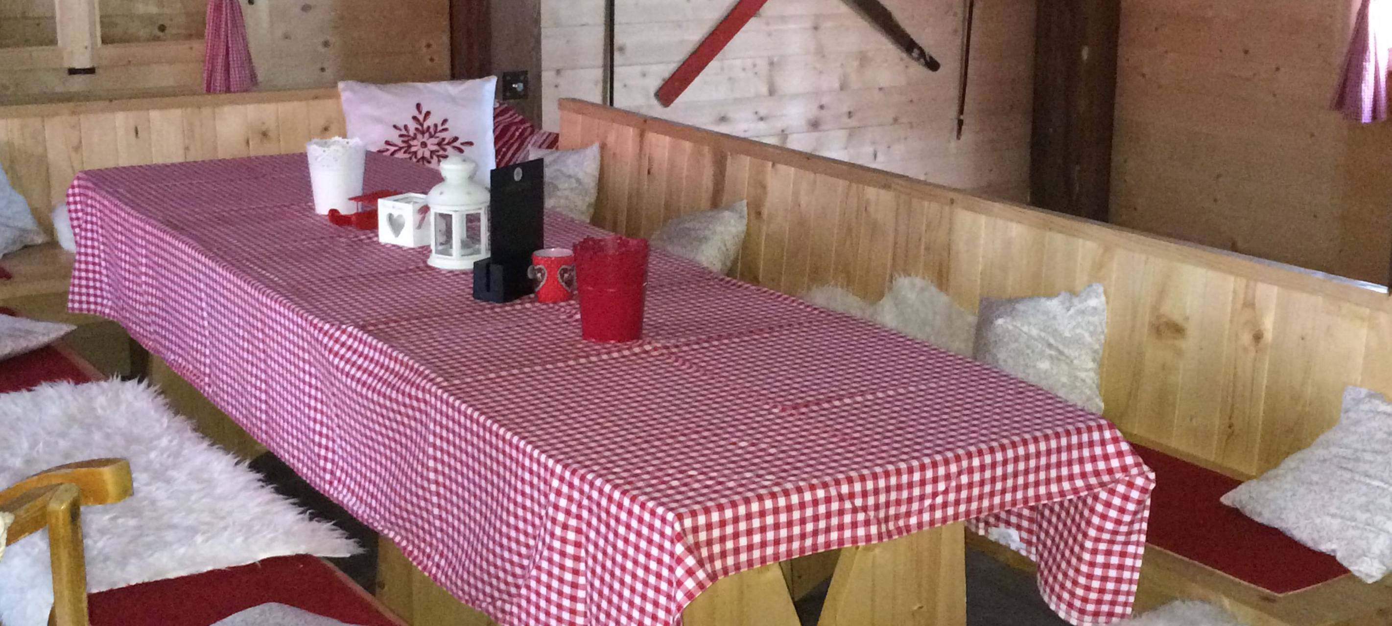 DÜLMEN: Feiern in der Rodelhütte