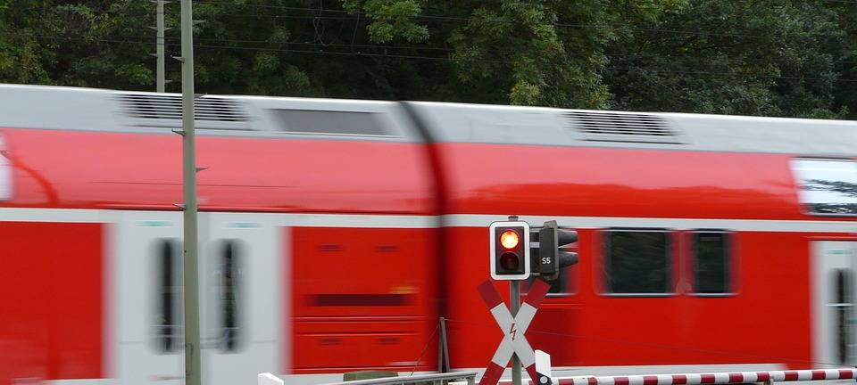 MERFELD: Bahnübergang wieder frei