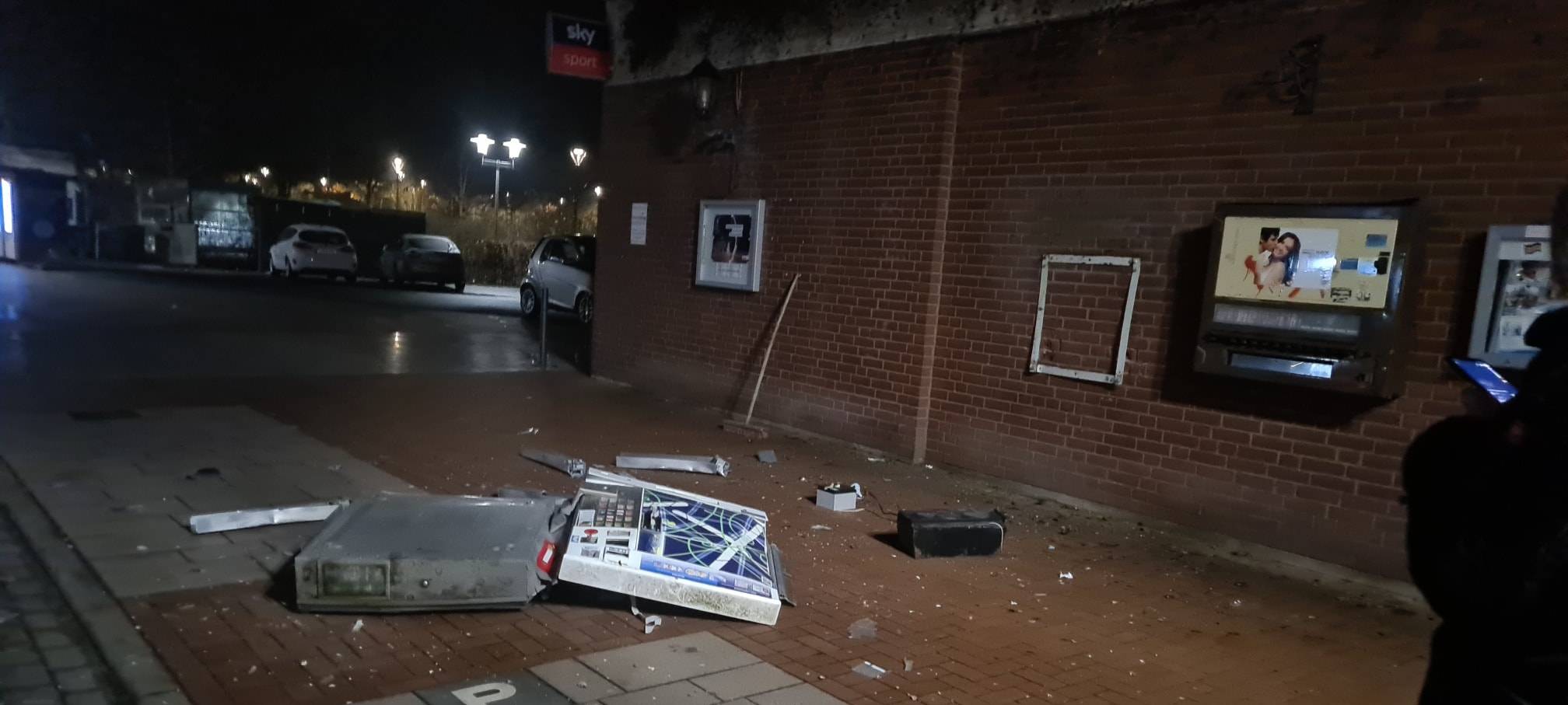NORDKIRCHEN: Gesprengter Zigarettenautomat