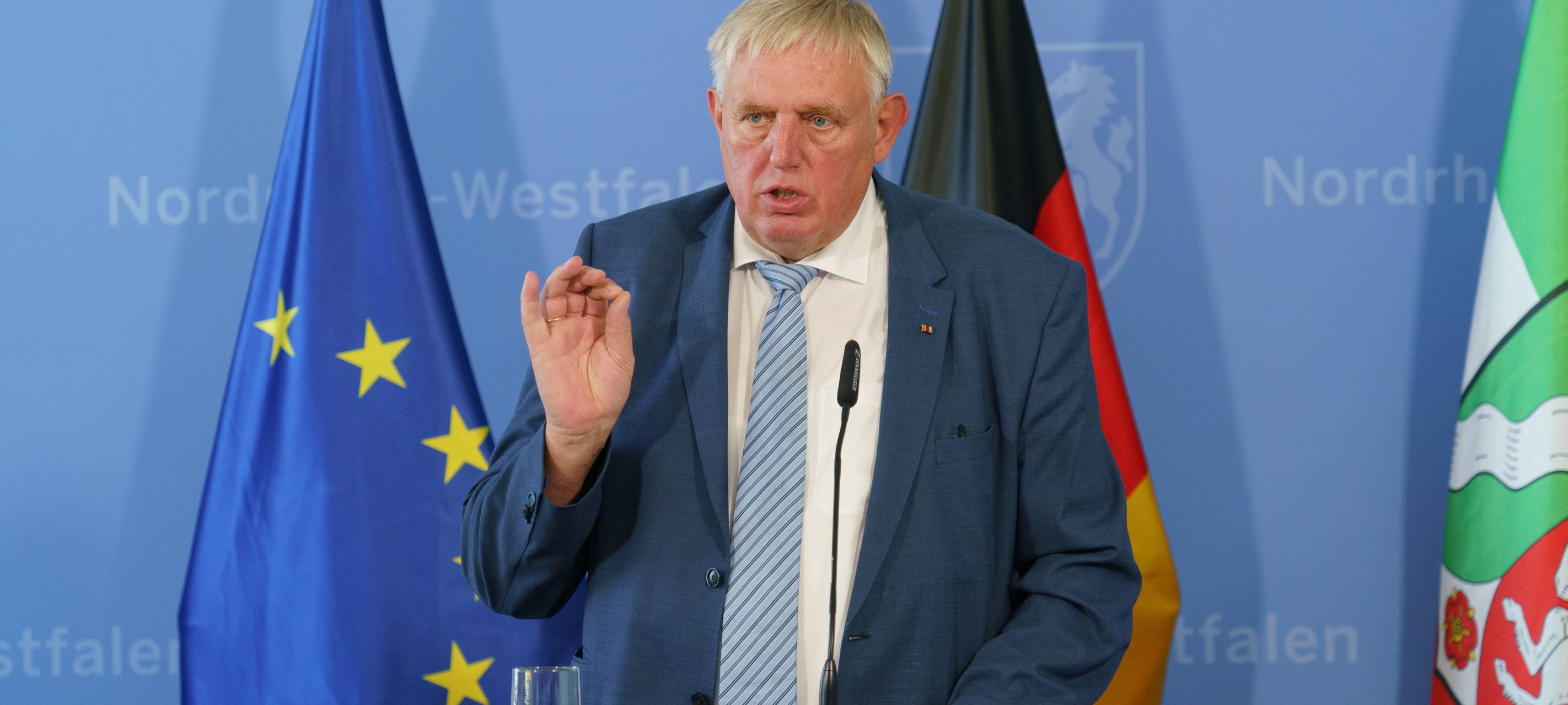 NRW: Maskenpflicht im ÖPNV & Isolationspflicht entfallen ab 1. Februar
