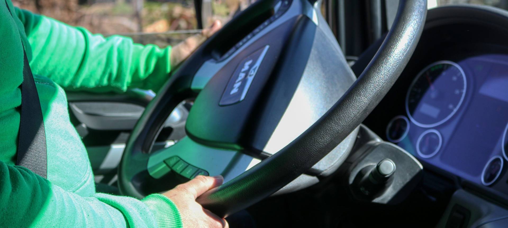 KREIS: LKW-Führerschein ab 18