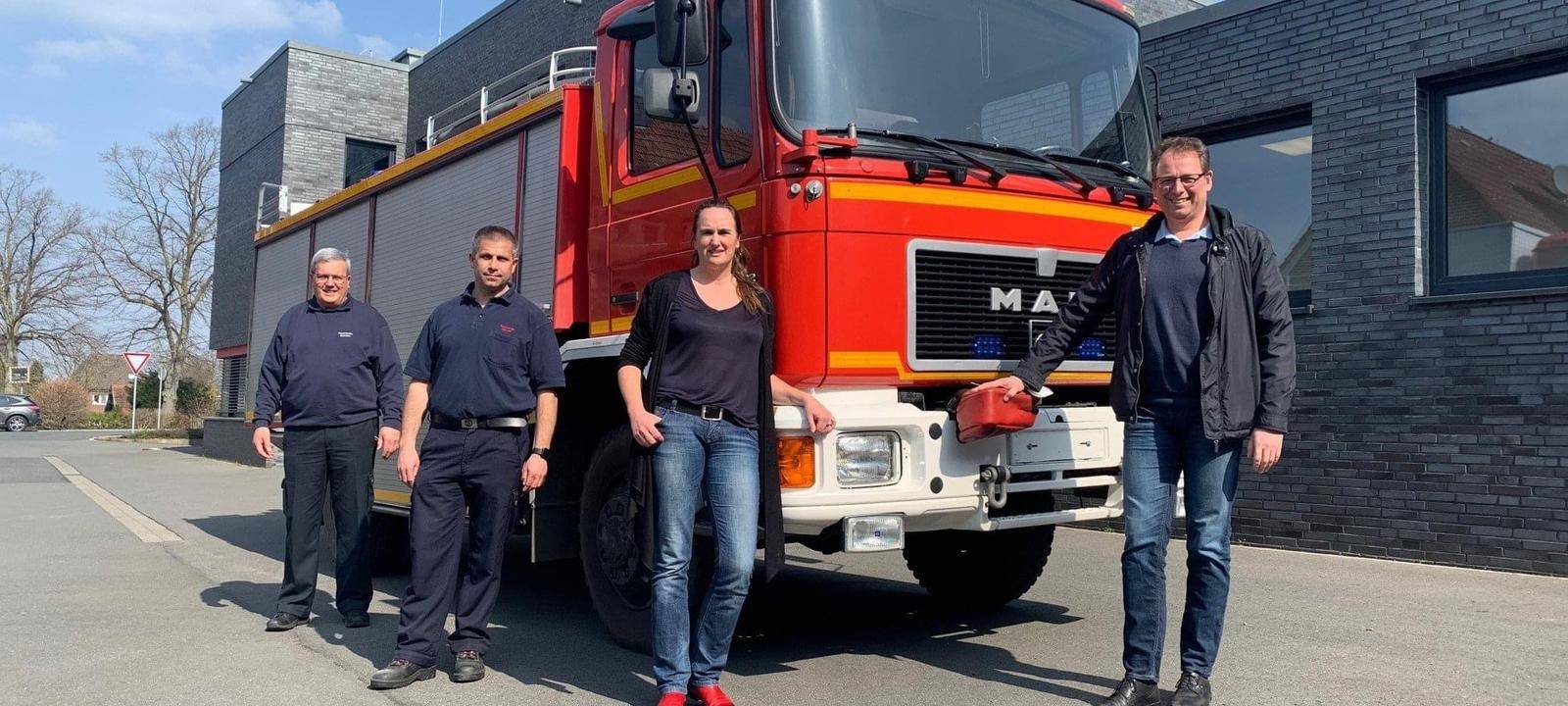 KREIS: Feuerwehrauto fährt in Ukraine