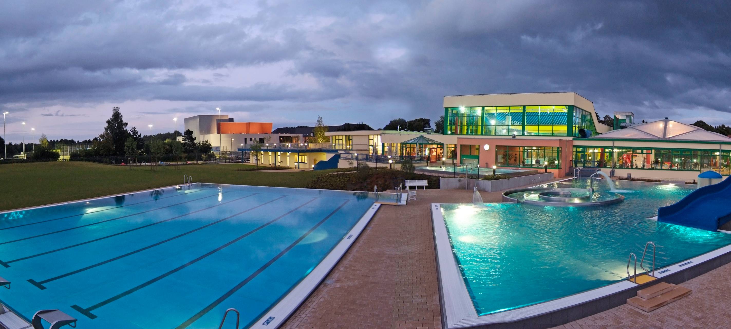 COESFELD: Kühleres Wasser in Schwimmbädern