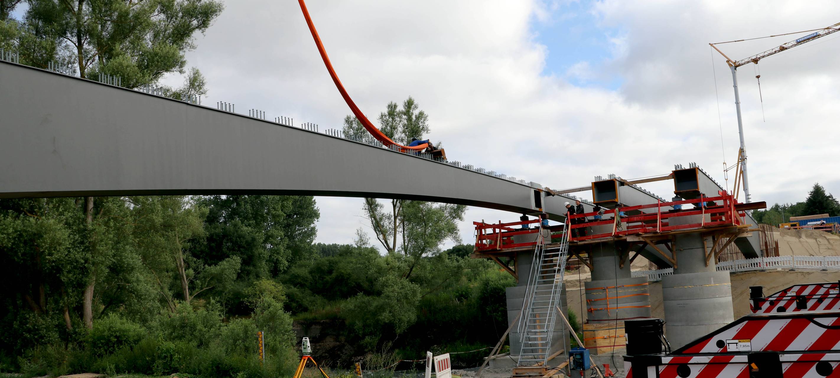 OLFEN: Meilenstein für neue Lippebrücke