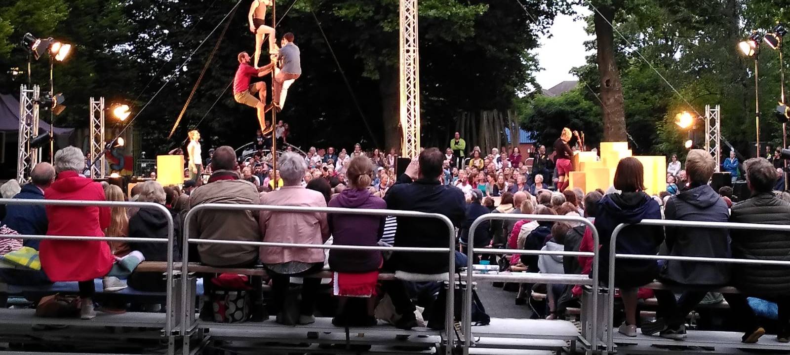 DÜLMEN: Finale beim Straßentheater