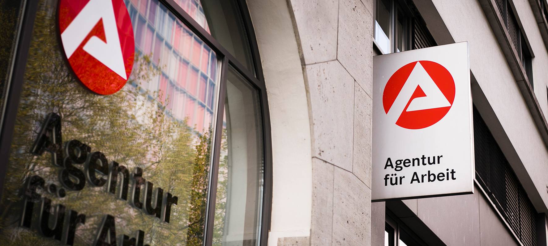 KREIS: Mehr Menschen arbeitslose