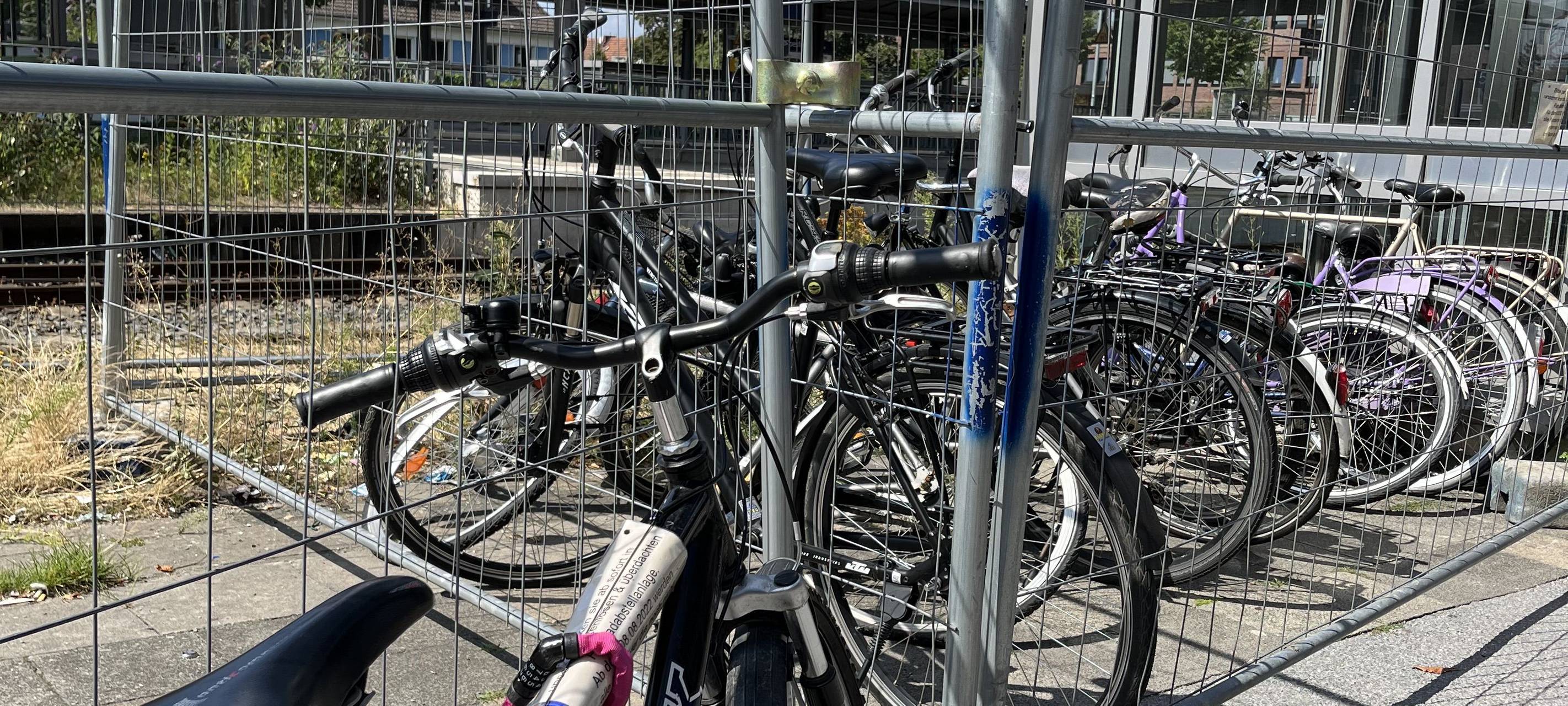 COESFELD: Fahrrad-Problem am Bahnhof