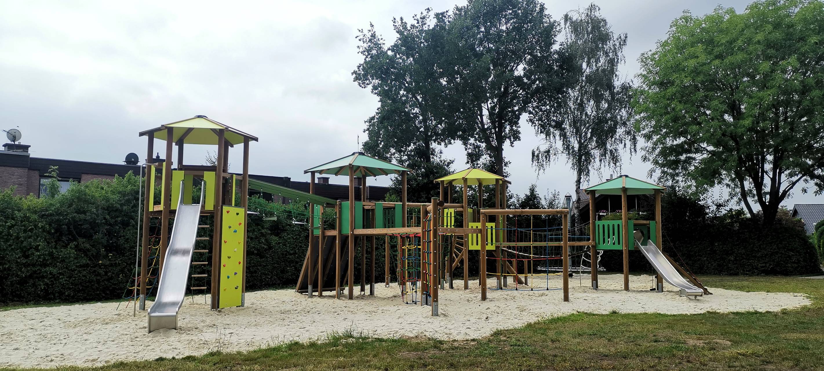 DÜLMEN: 3 Spielplätze locken mit neuen Geräten