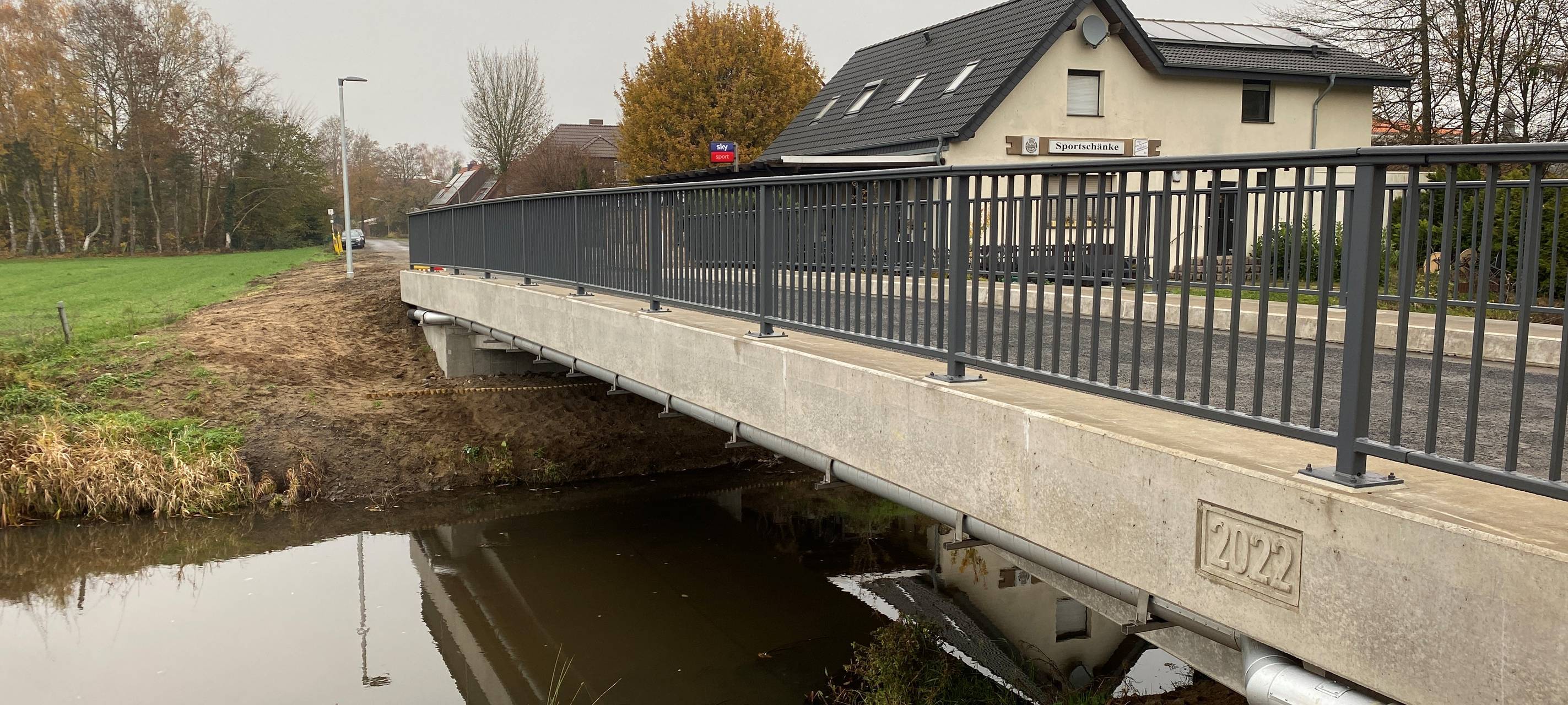 HAUSDÜLMEN: Neue Heubach-Brücke