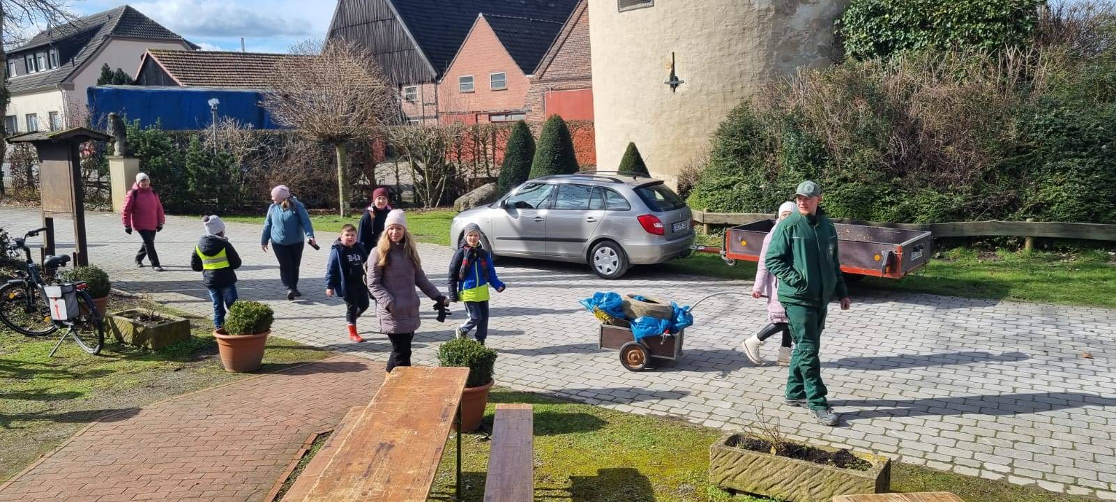 KREIS: Müllsammeln erfolgreich