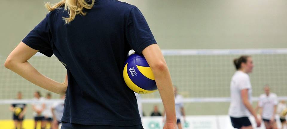 Volleyballerinnen des ASV Senden spielen gegen Abstieg