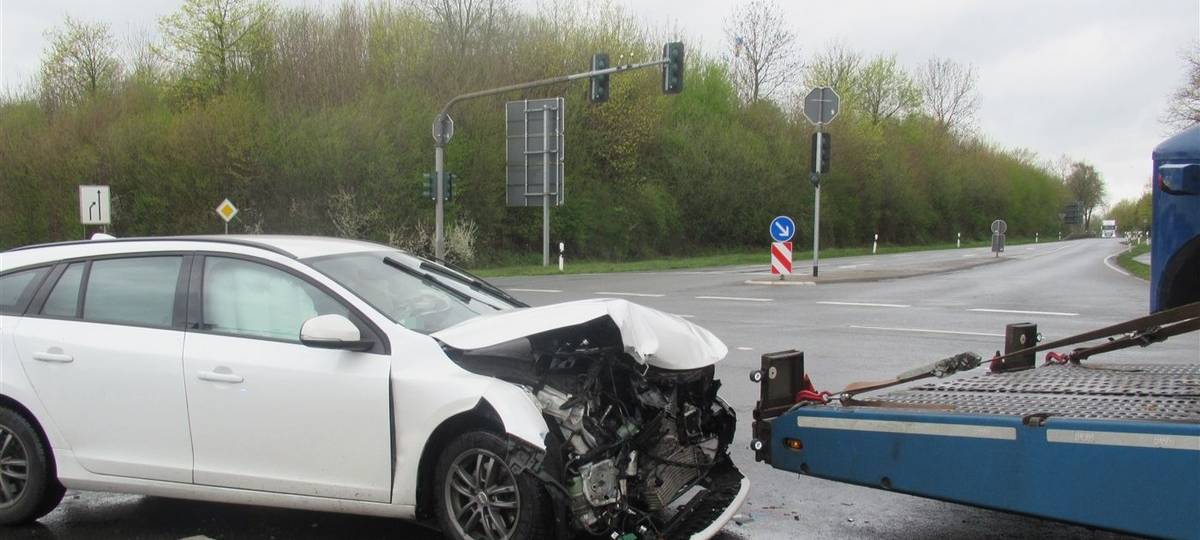COESFELD: Drei Menschen bei Unfall verletzt