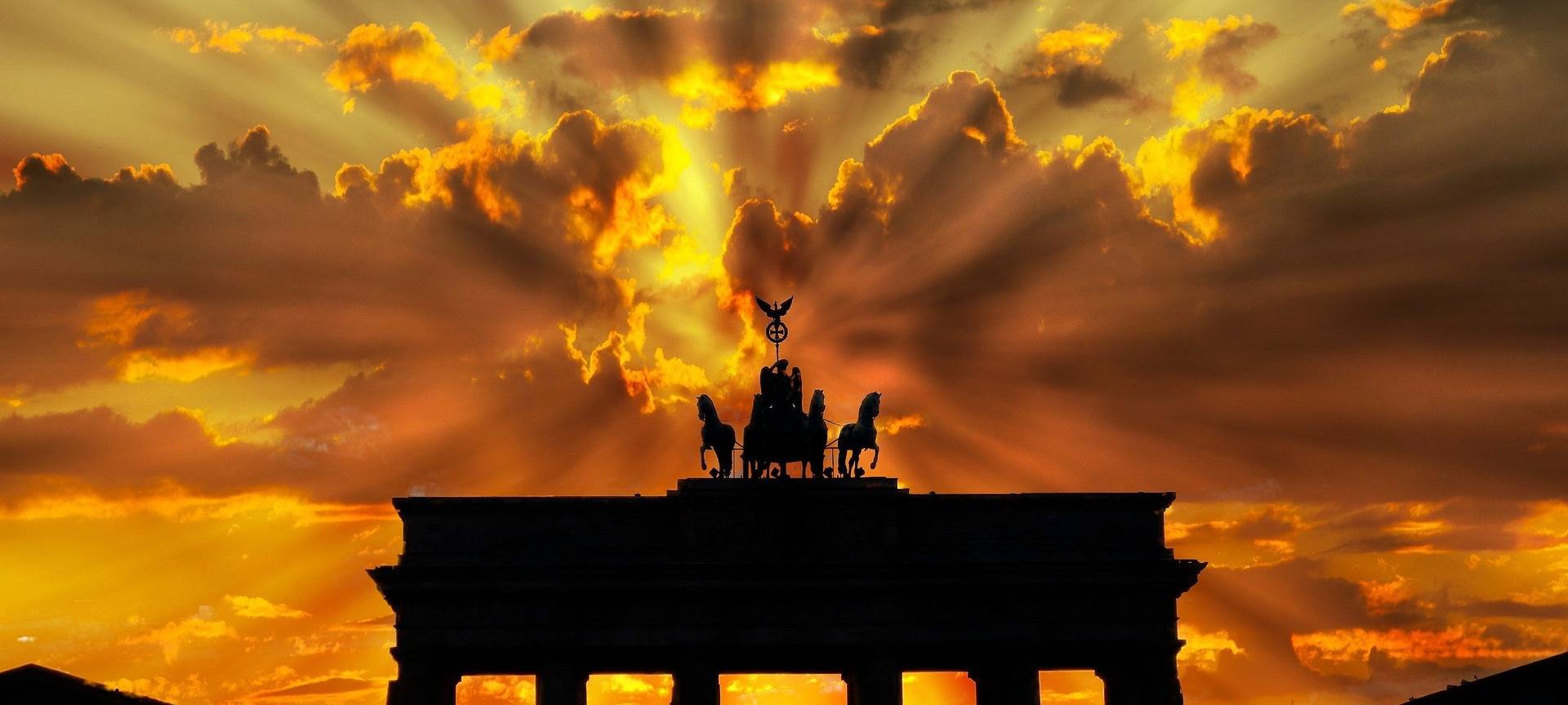 LÜDINGHAUSEN: Freya Lodder als Helferin in Berlin