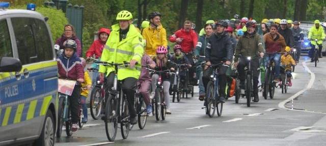 COESFELD: Erfolgreiche Kinder-Fahrrad-Demo