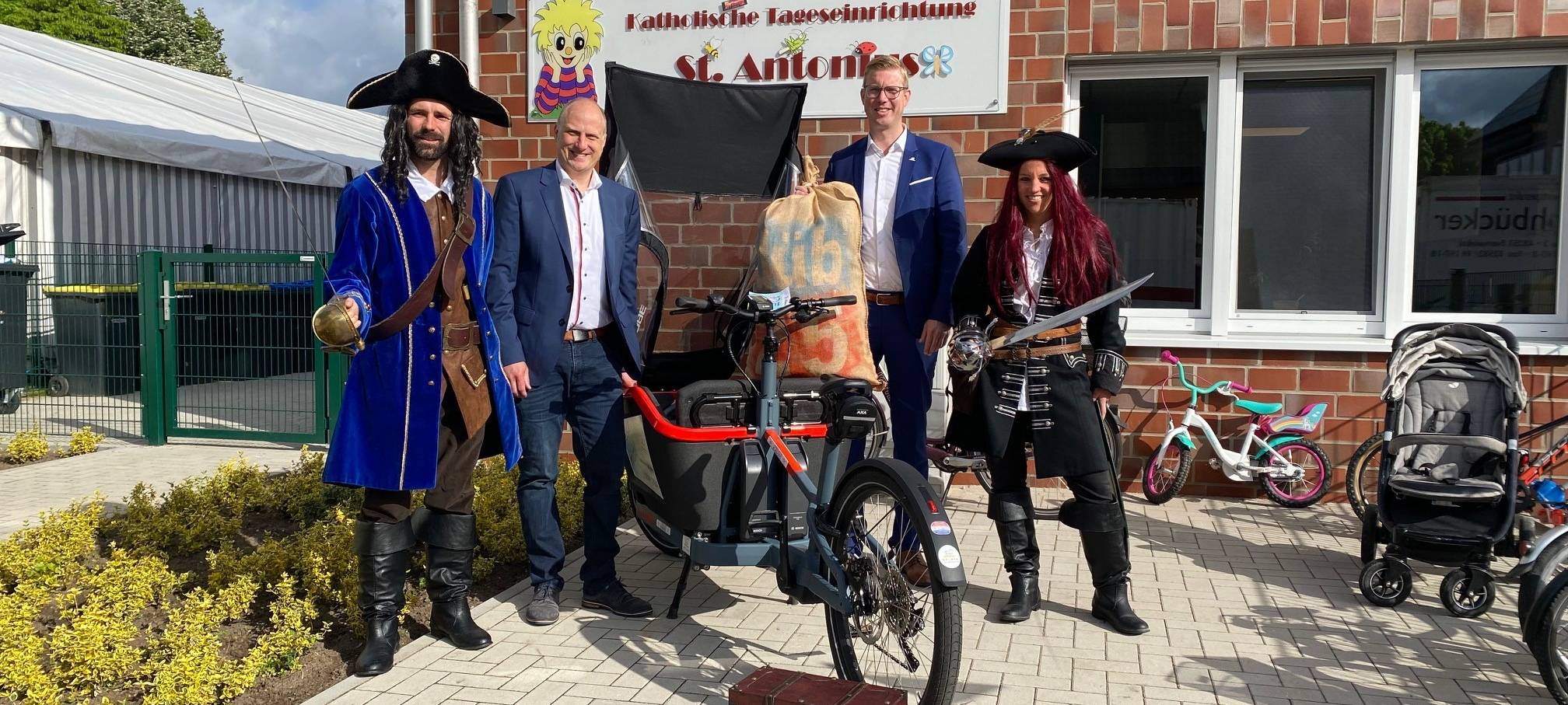 DÜLMEN: Kostenlose Schwimmflügel