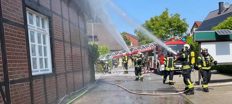 NOTTULN: Dachstuhlbrand in der Hagenstraße