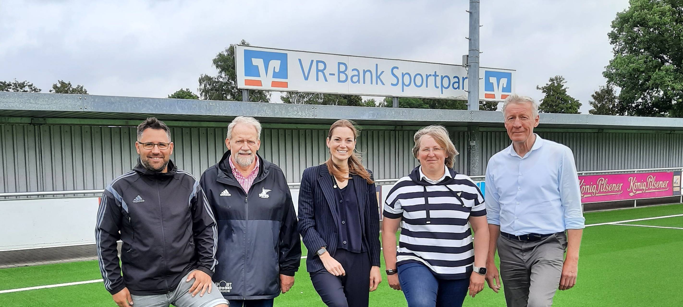 COESFELD: Neuer Kunstrasen ist spielbereit