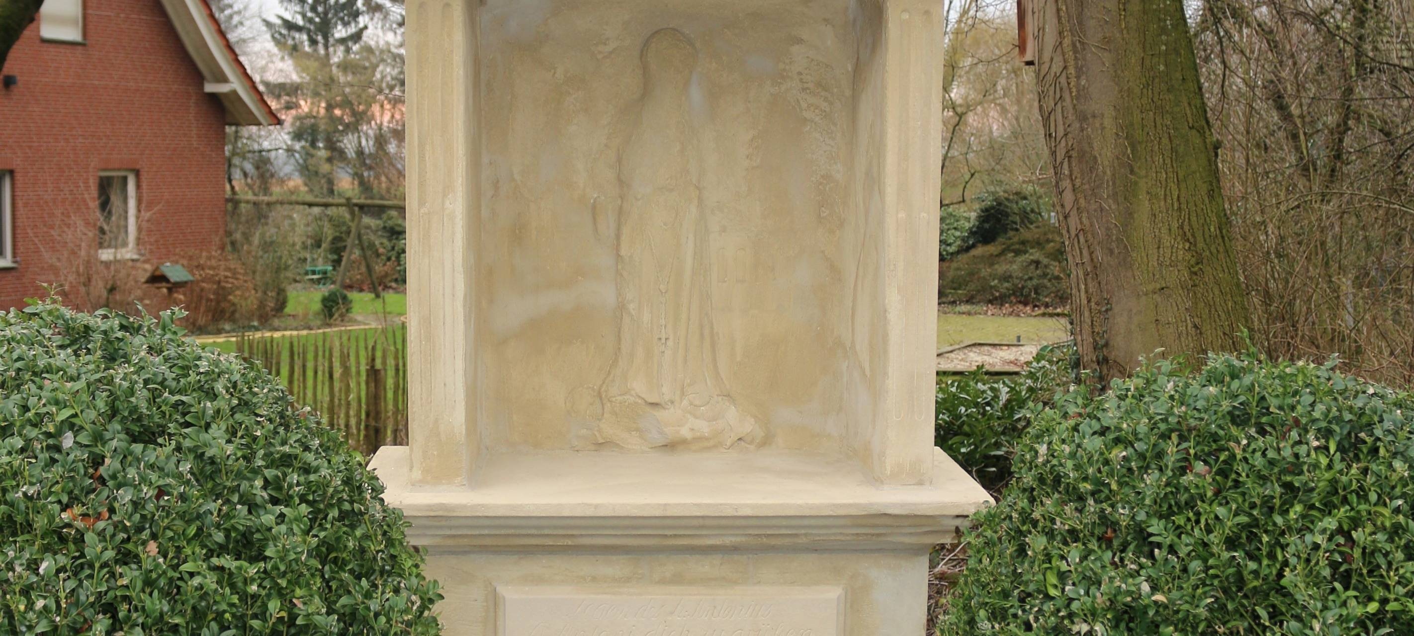 KREIS: Wegekreuze und Heiligenfiguren sanieren