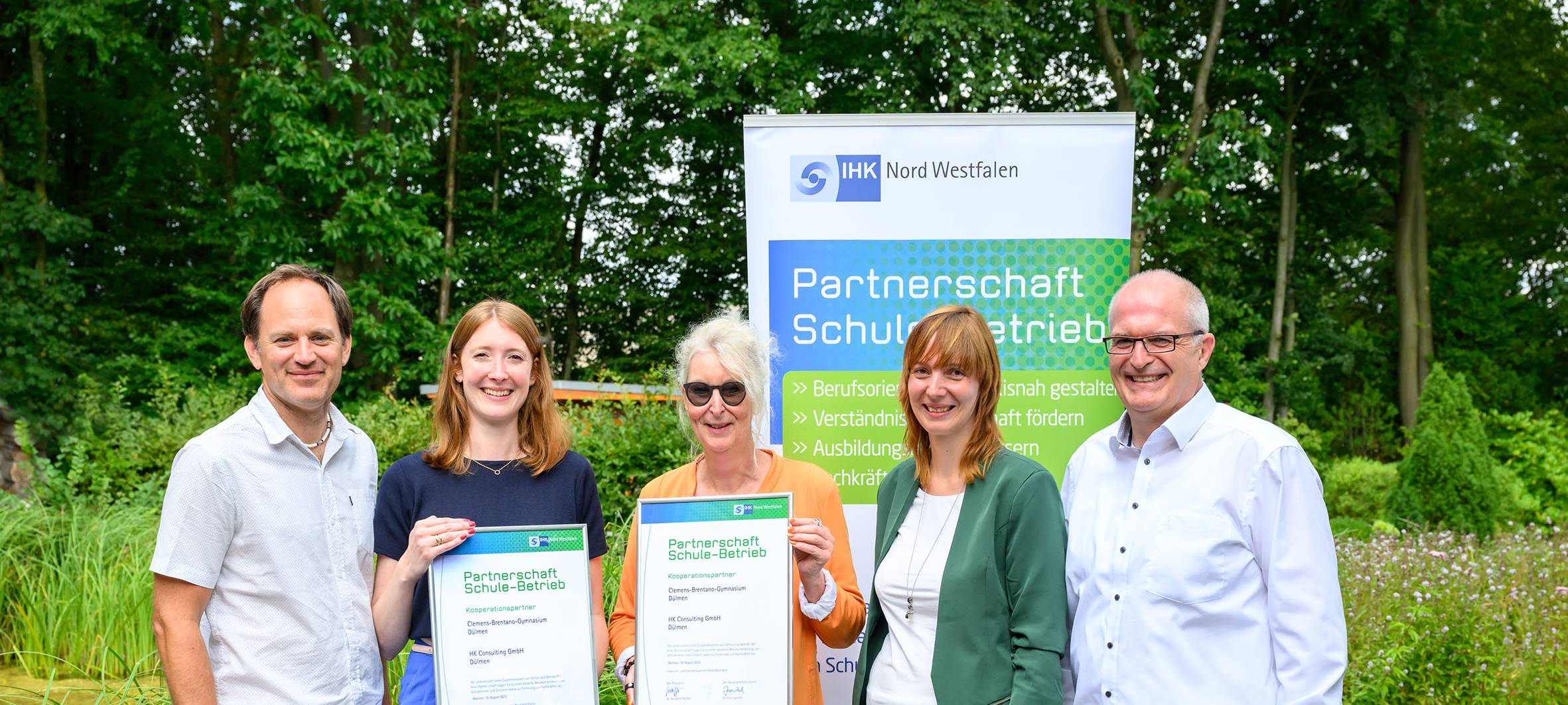 DÜLMEN: Schule und Unternehmen schließen Pakt