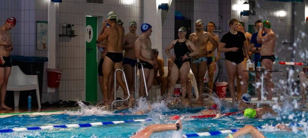 COESFELD: 24-Stunden-Schwimmen startet